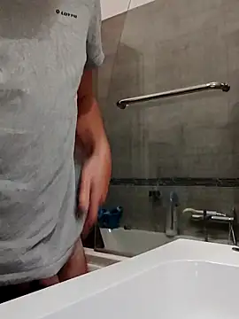 Snapshot of bossofpanty94 chatting on 02.23.25 bossofpanty94 online show from 02.23.25