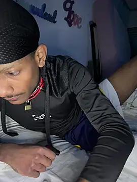 Snapshot of esteraulxxx chatting on 12.09.24 esteraulxxx online show from 12.09.24