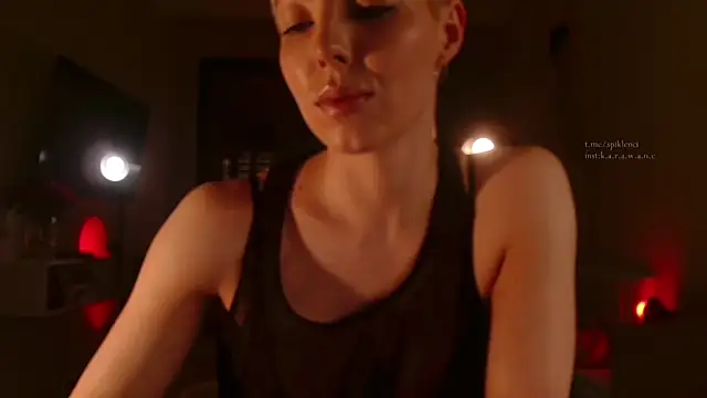 Snapshot of spiklencii chatting on 02.27.26 spiklencii online show from 02.27.26