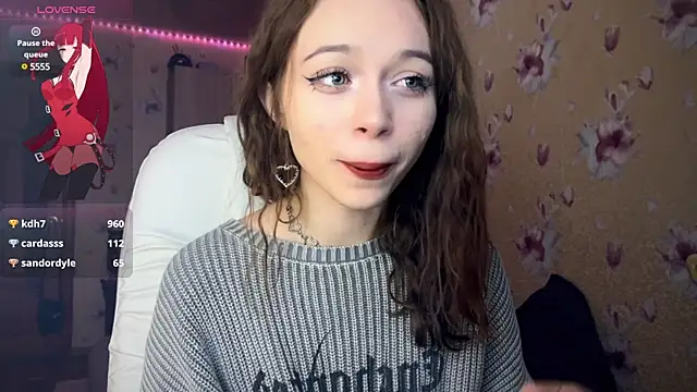 Snapshot of _SofiaBrown chatting on 12.24.24 SofiaBrown online show from 12.24.24