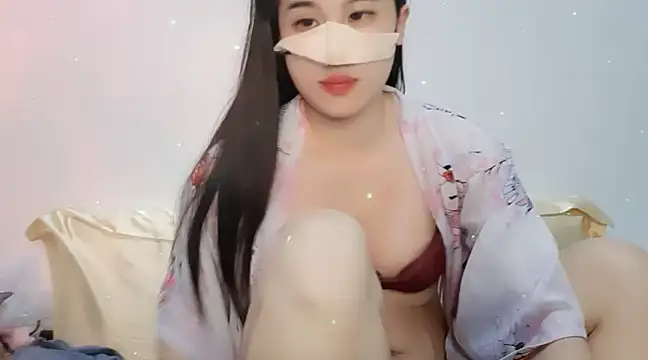 Snapshot of _MianMi_96 chatting on 02.10.25  MianMi 96 online show from 02.10.25