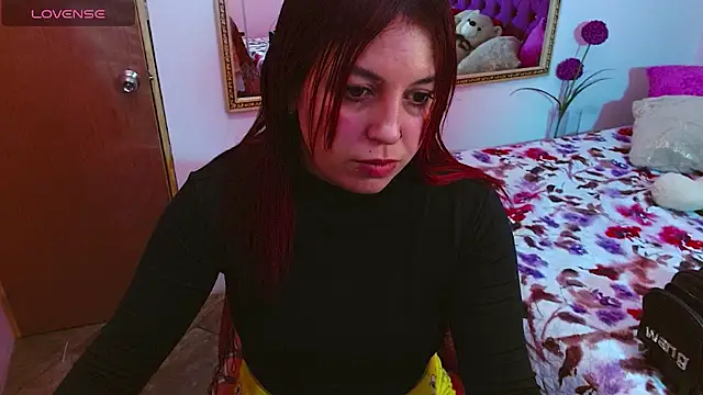 Snapshot of Melani_cute02 chatting on 07.26.26 Melani cute02 online show from 07.26.26