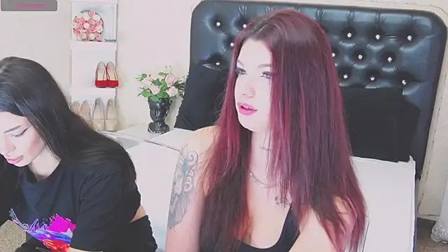 Allisonn223 online show from 04.21.26