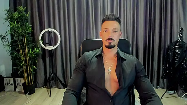 HaydenSpearss online show from 04.10.26