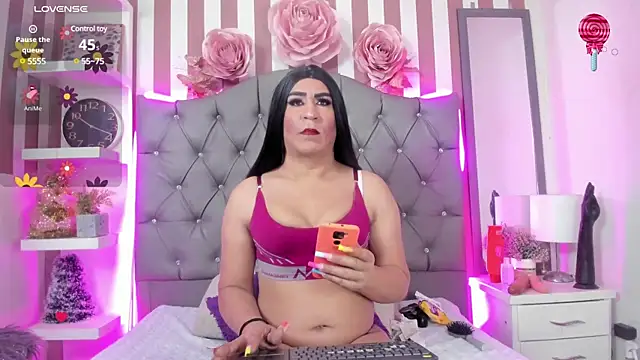 Natasha Hart online show from 02.13.25