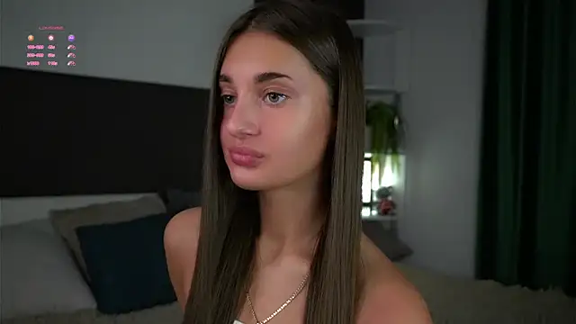 Snapshot of PiquingOgalala chatting on 03.07.25 PiquingOgalala online show from 03.07.25