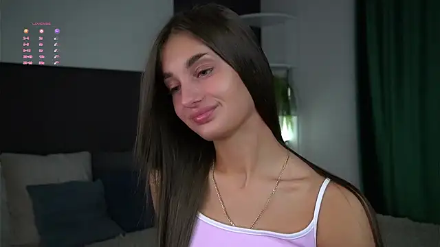 Snapshot of PiquingOgalala chatting on 03.18.25 PiquingOgalala online show from 03.18.25