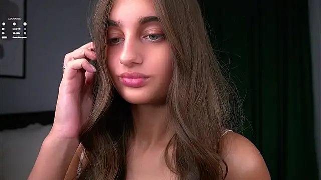 Snapshot of PiquingOgalala chatting on 11.29.25 PiquingOgalala online show from 11.29.25