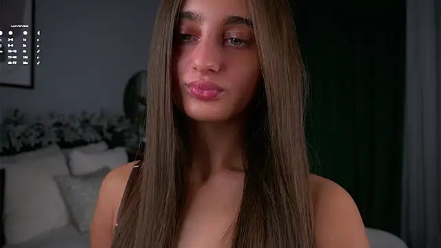 Snapshot of PiquingOgalala chatting on 12.16.25 PiquingOgalala online show from 12.16.25