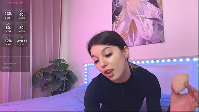 Veronica leal online show from 12.20.25