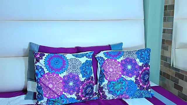 Snapshot of Hanah_Greey chatting on 02.24.25 Hanah Greey online show from 02.24.25