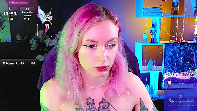 Snapshot of _HelenCarter chatting on 03.16.25  HelenCarter online show from 03.16.25