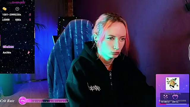 Snapshot of _HelenCarter chatting on 07.04.26 HelenCarter online show from 07.04.26