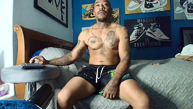 athephenomenal1 online show from 11.26.25