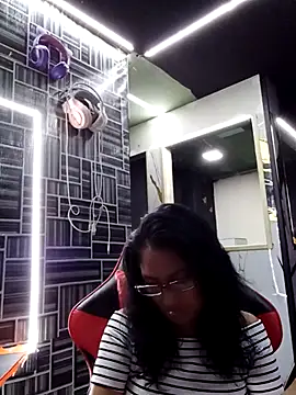 AdelinaMiran90 online show from 09.21.25