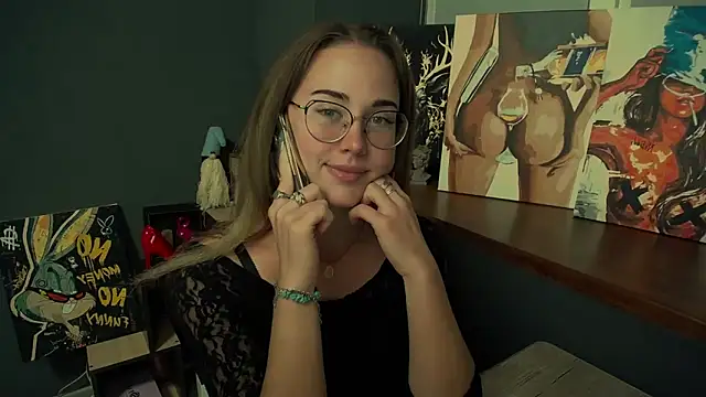 luxie milady online show from 10.13.25