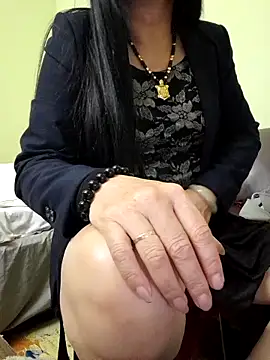 Snapshot of Hangem111 chatting on 11.03.25 Hangem111 online show from 11.03.25