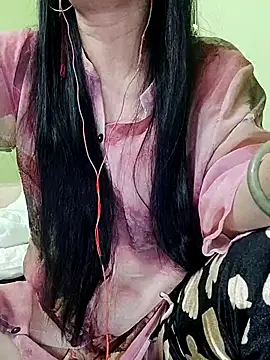 Snapshot of Hangem111 chatting on 12.20.25 Hangem111 online show from 12.20.25