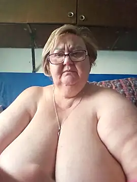 Awn290668 online show from 09.18.25