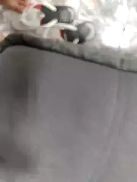 Snapshot of OLAJONES chatting on 01.03.25 OLAJONES online show from 01.03.25