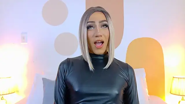 VictoriaRoss1 online show from 10.16.25