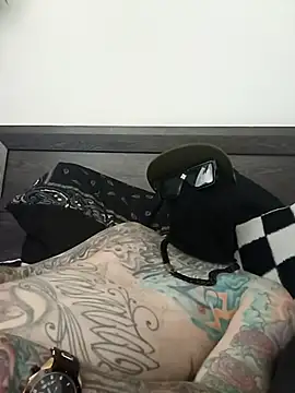 Slunghung79 online show from 10.16.25