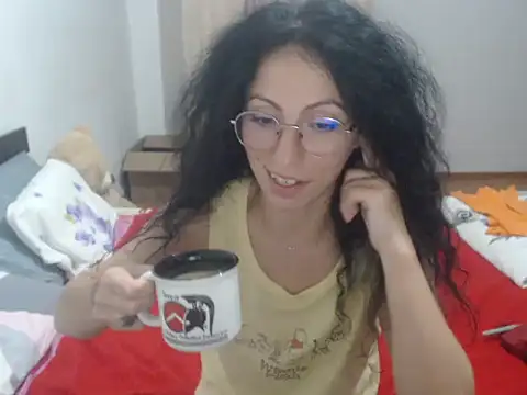 Snapshot of Emmatoo chatting on 07.15.26 Emmatoo online show from 07.15.26
