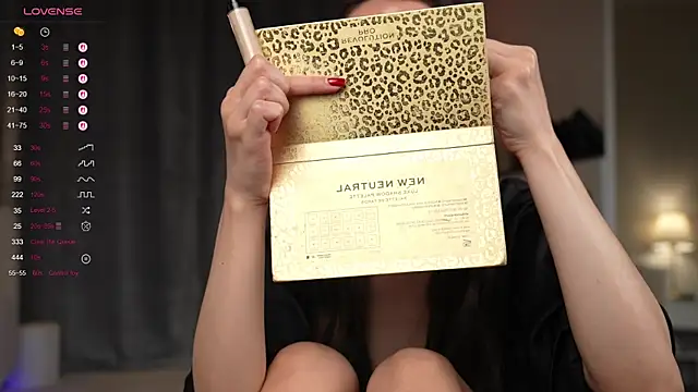 Amely Young online show from 09.28.25