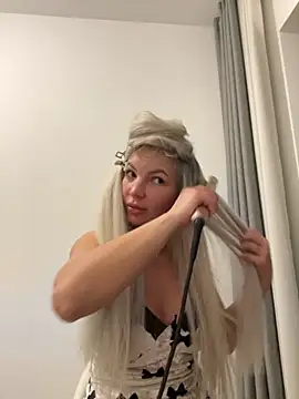 Jessy Jo online show from 09.28.25