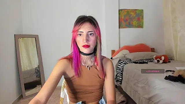 linnie  online show from 01.28.25