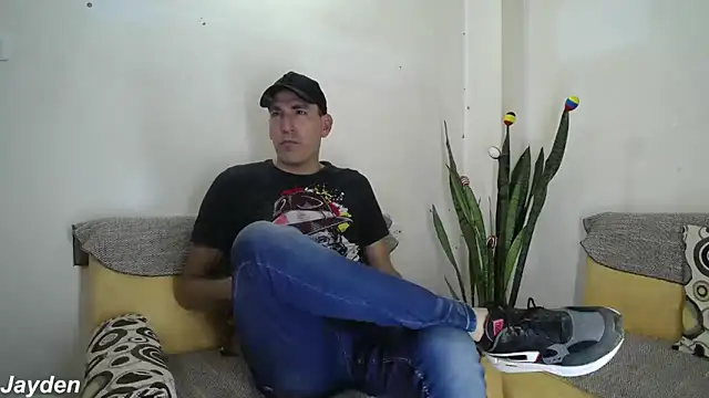 Snapshot of jayydenandjacob chatting on 11.05.25 jayydenandjacob online show from 11.05.25