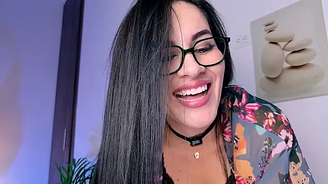 Pamela Rosal online show from 04.18.26