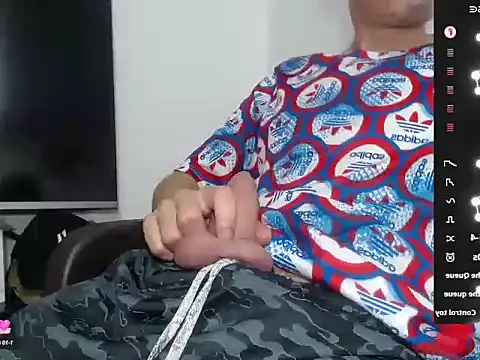 Snapshot of trebollhht chatting on 01.09.25 trebollhht online show from 01.09.25