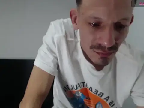 Snapshot of trebollhht chatting on 01.11.25 trebollhht online show from 01.11.25