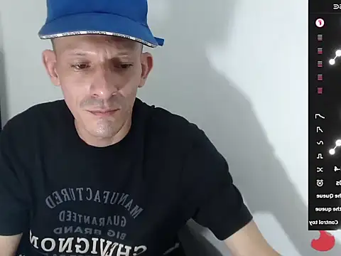 Snapshot of trebollhht chatting on 01.13.25 trebollhht online show from 01.13.25