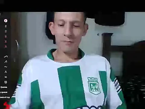 Snapshot of trebollhht chatting on 01.26.25 trebollhht online show from 01.26.25