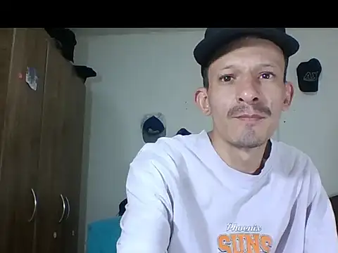 Snapshot of trebollhht chatting on 01.31.25 trebollhht online show from 01.31.25