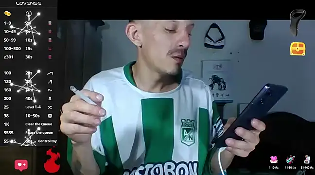 Snapshot of trebollhht chatting on 02.02.25 trebollhht online show from 02.02.25