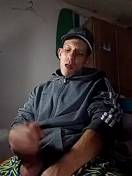 Snapshot of trebollhht chatting on 02.05.25 trebollhht online show from 02.05.25