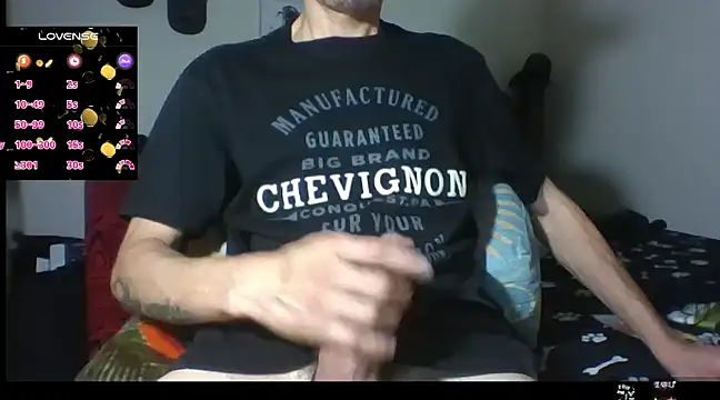 Snapshot of trebollhht chatting on 02.18.25 trebollhht online show from 02.18.25