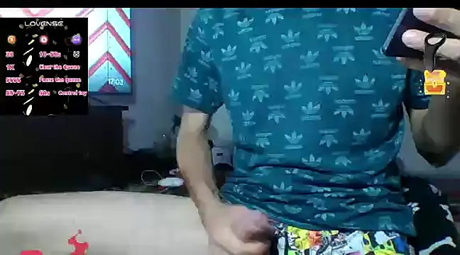 Snapshot of trebollhht chatting on 02.22.25 trebollhht online show from 02.22.25