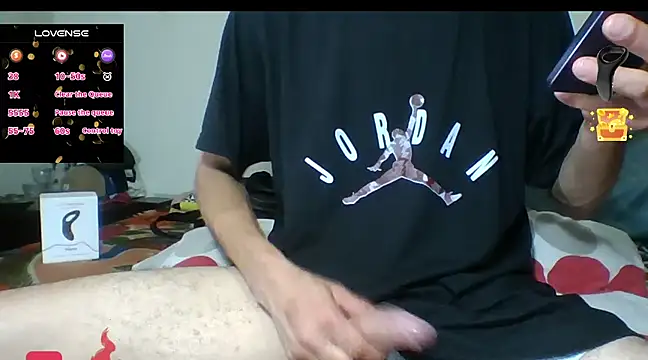 Snapshot of trebollhht chatting on 02.23.25 trebollhht online show from 02.23.25