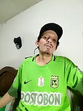 Snapshot of trebollhht chatting on 09.24.25 trebollhht online show from 09.24.25