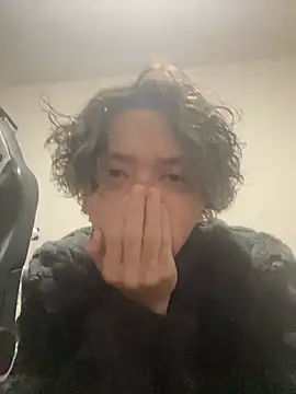 Shizukuu online show from 01.25.25