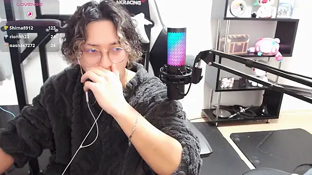 Shizukuu online show from 03.20.25