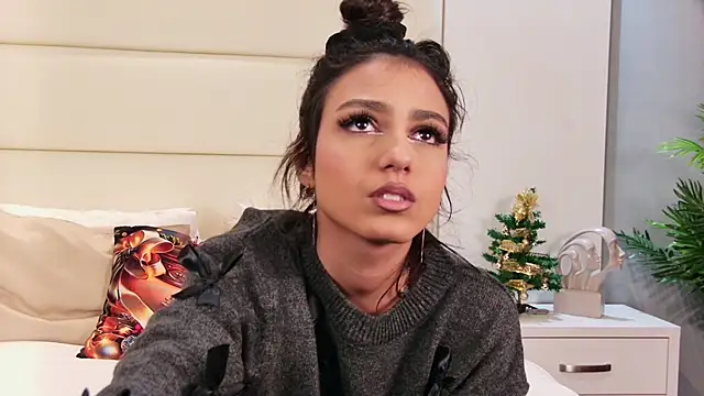 VanessaEllis online show from 12.26.24