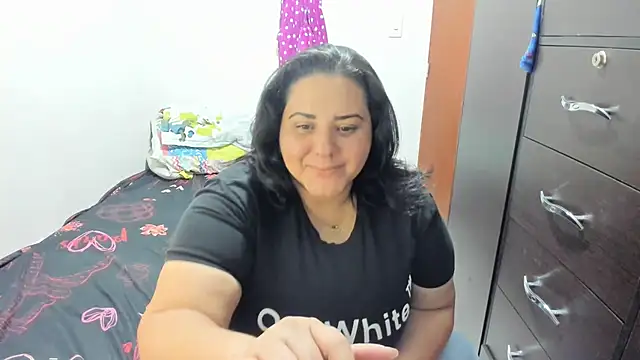 tetasgrandes karol online show from 01.30.25