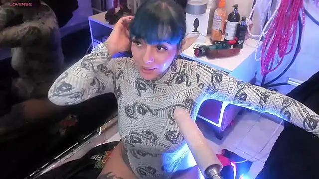 luxifer 666  online show from 02.10.25