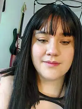 ItsNaiixa online show from 09.28.25