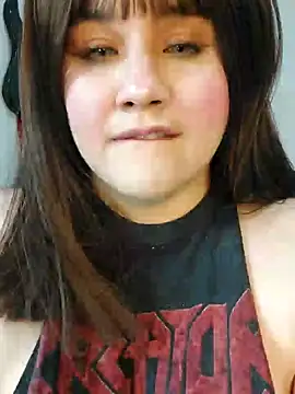 ItsNaiixa online show from 10.21.25